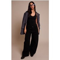 Petite Black Seam Detail Barrel Jean | PrettyLittleThing UK