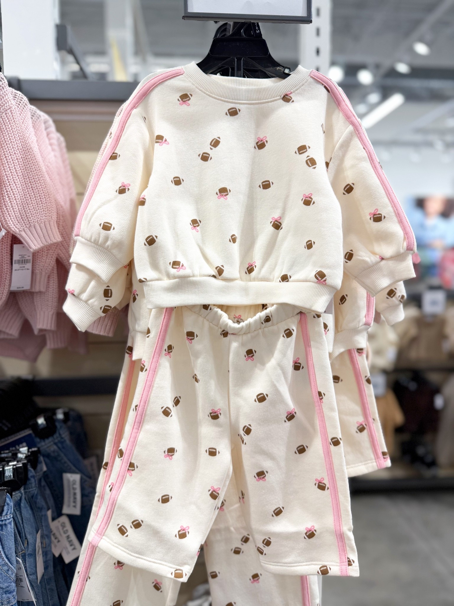 Baby girl football outfit!! 🥹 the little bows oh my goodness 🎀🏈

Football season, baby football outfits, old navy style, old navy finds

#LTKKids #LTKBaby #LTKmomlife