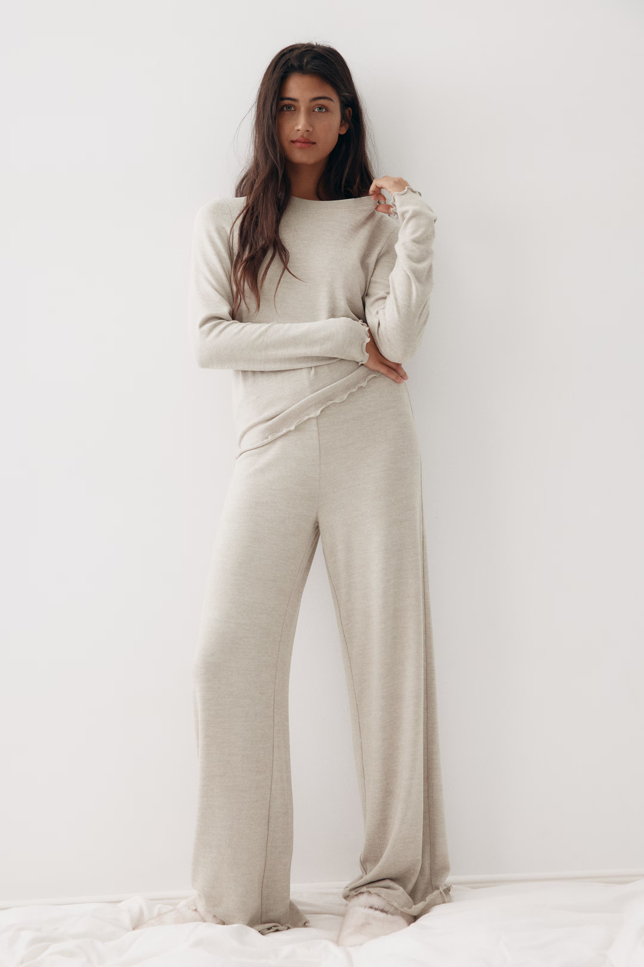 Overlocked pyjamas | H&M (UK, MY, IN, SG, PH, TW, HK)