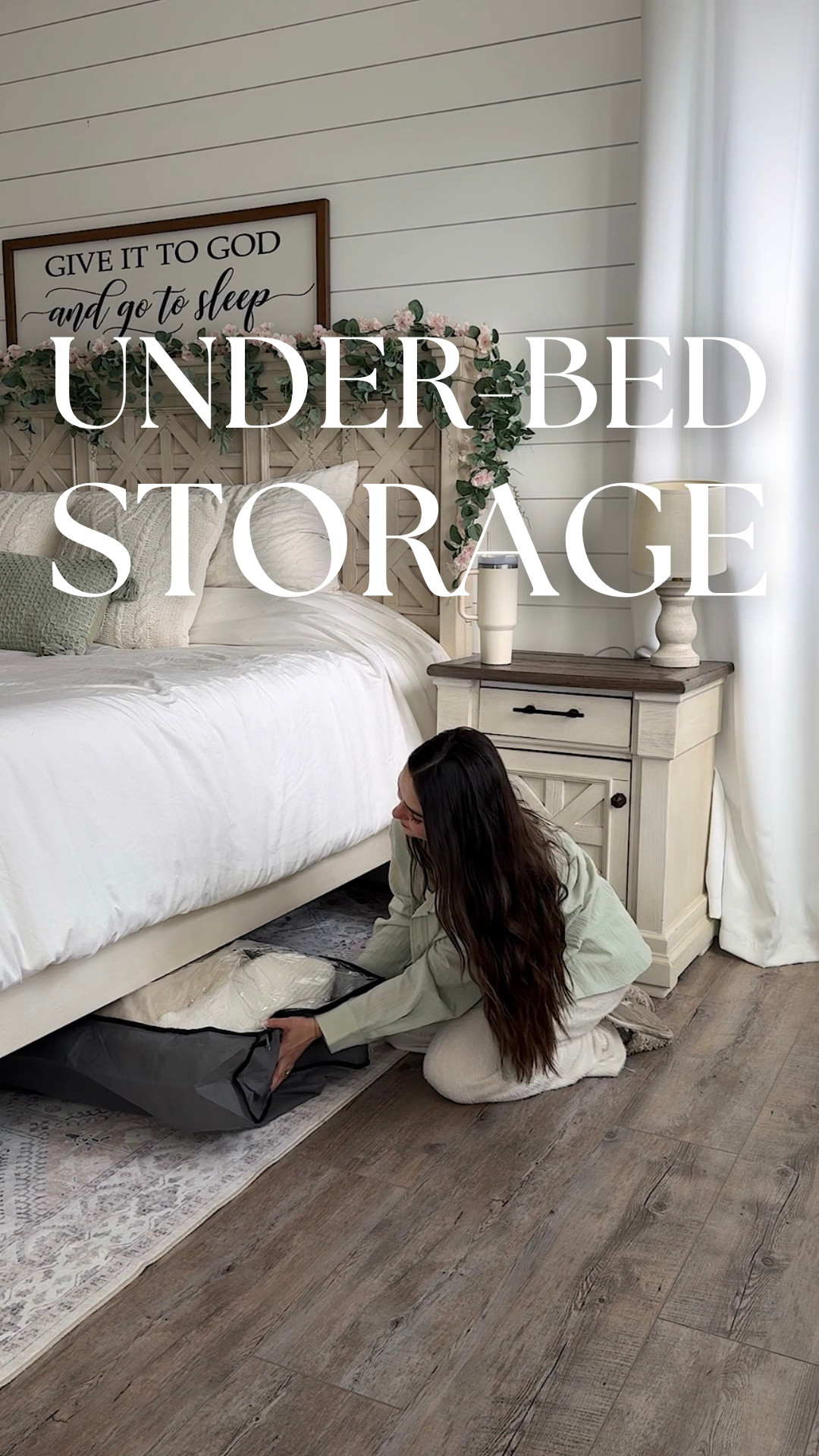 This simple Amazon find turns wasted under-bed space into easy storage ✨ perfect for organizing extra clothes, blankets, and seasonal items.

under bed storage, storage bags, bedroom organization, small space storage, amazon must have, home organization, space saving, storage solution, bedroom storage, amazon finds

#amazonfinds #homeorganization #storagesolutions #smallspaceliving #bedroomorganization 

#LTKHome #LTKmomlife #LTKFindsUnder50