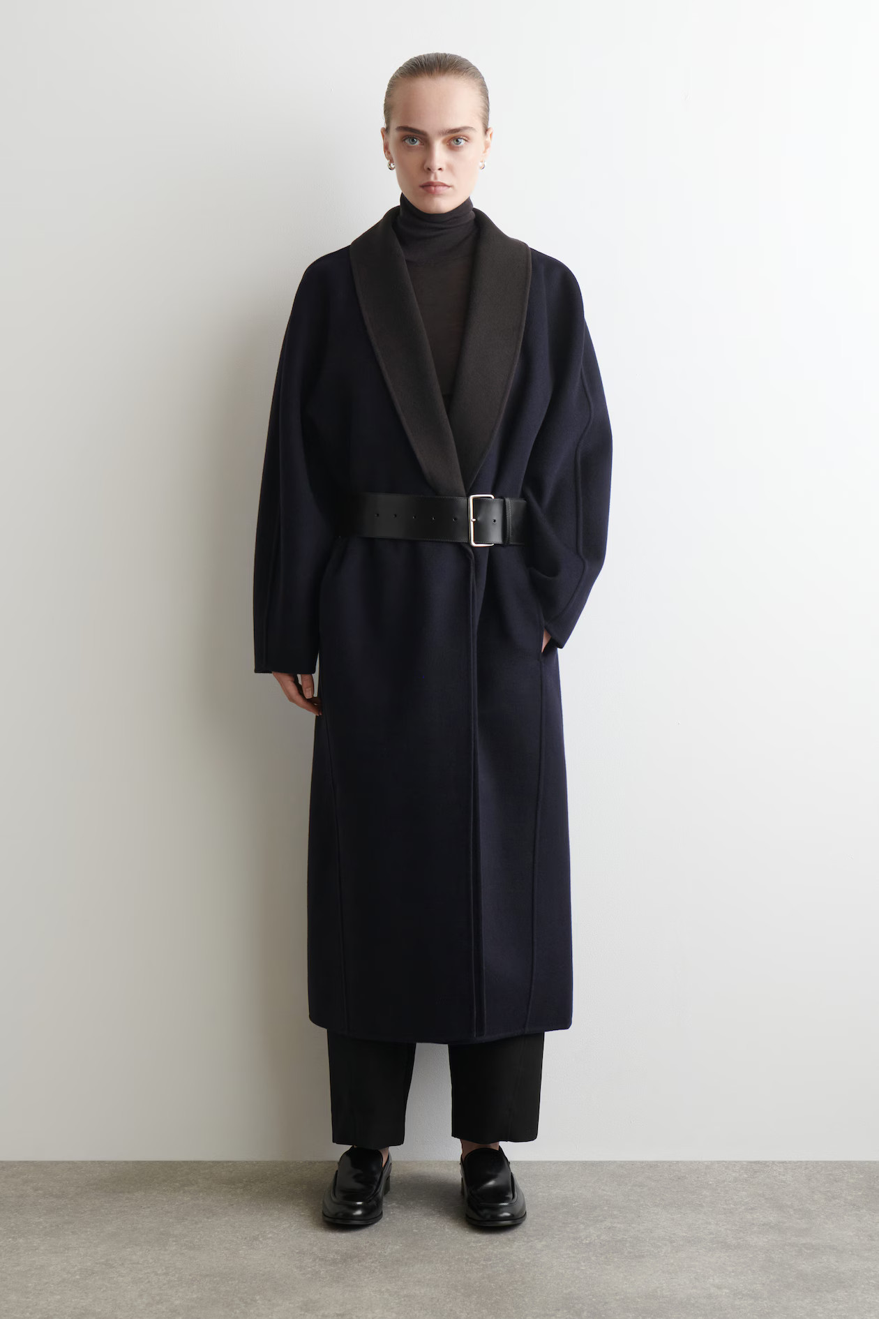 DOUBLE-FACED WOOL SHAWL-COLLAR COAT - NAVY / BROWN | COS GB | COS UK