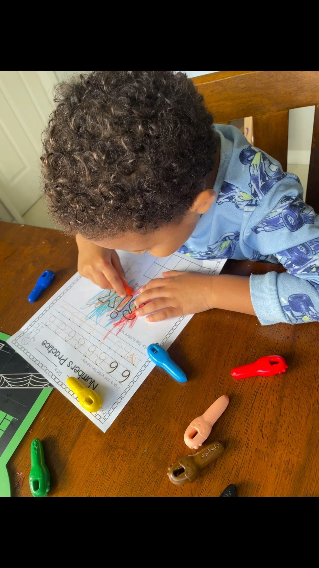 Coloring made easy for little hands 🎨🖍️ These jumbo crayons are toddler approved and mess free!

#LTKKids