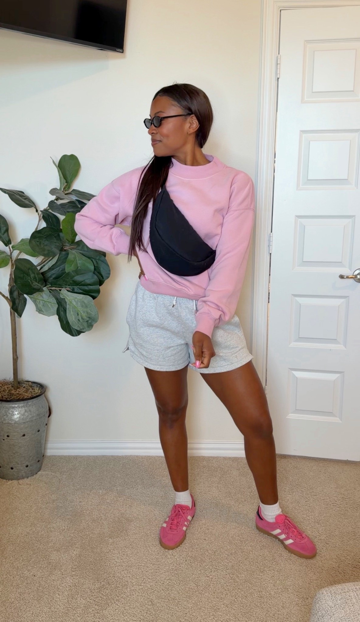 Small in top and bottoms 

#LTKmomlife #LTKootd #LTKmorningroutine