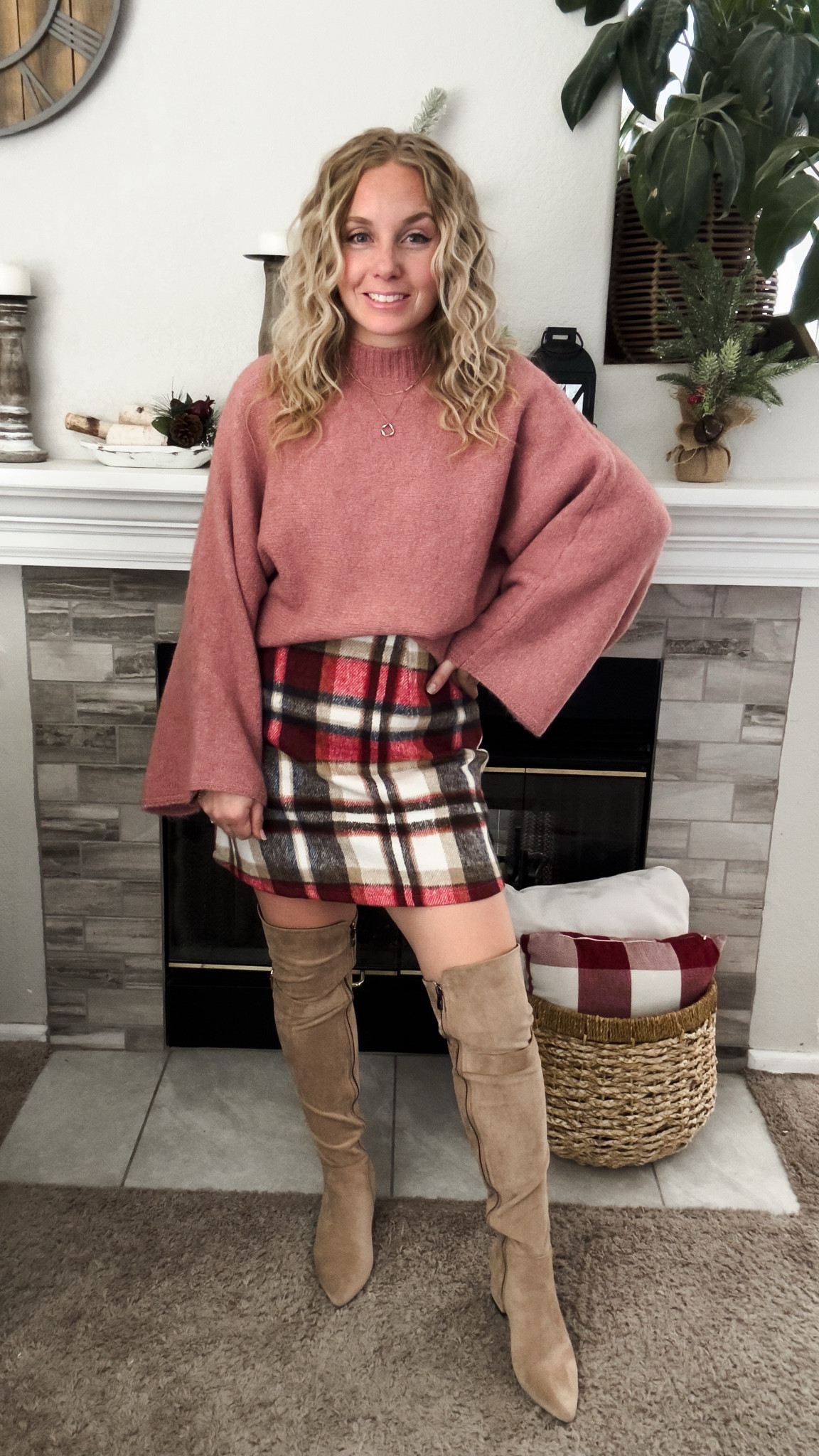 Pink sweater, plaid skirt with built in shorts, and knee high boots. Everything fits tts





Valentine’s Day outift
Valentine’s Day sweater
Wool skirt
Knee high boots
Date night outfit
Winter date night 

#LTKPetite #LTKFindsUnder50 #LTKSaleAlert