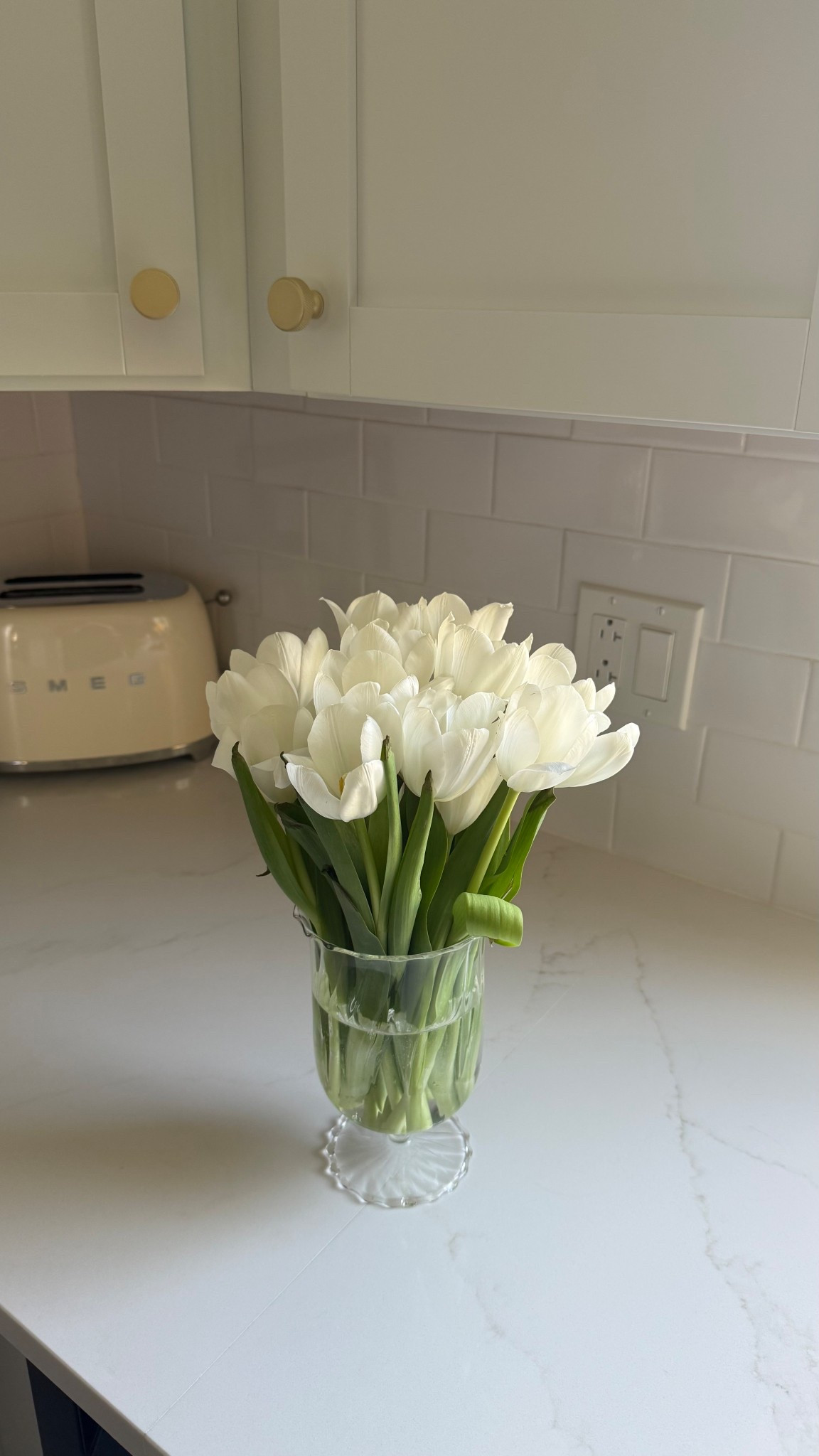 the most stunning vase ✨🥹

#LTKselfcare #LTKHome #LTKFindsUnder100