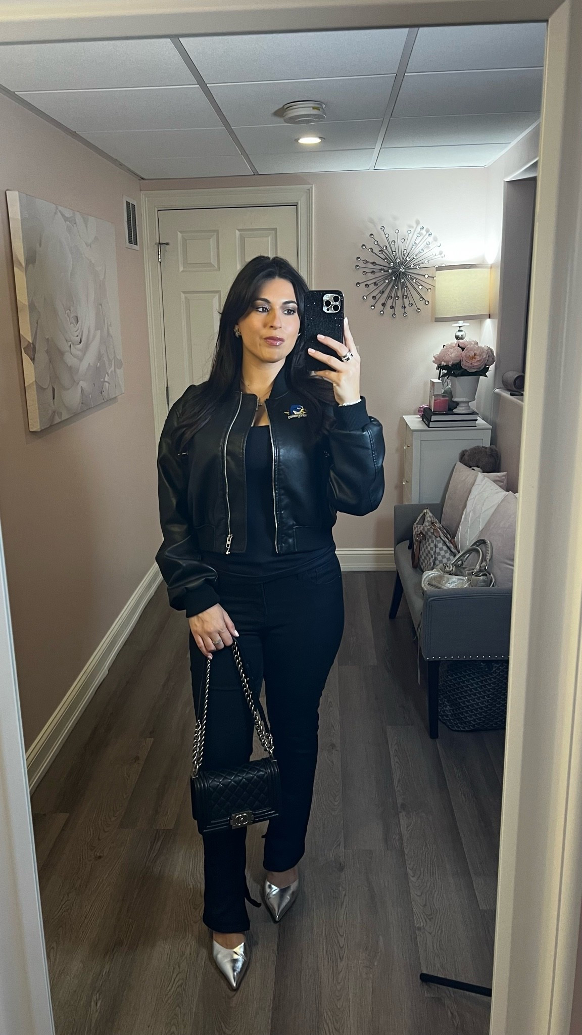 OOTN for playoffs Game 4⚡️🖤

#LTKgrwm #LTKootd #LTKSeasonal