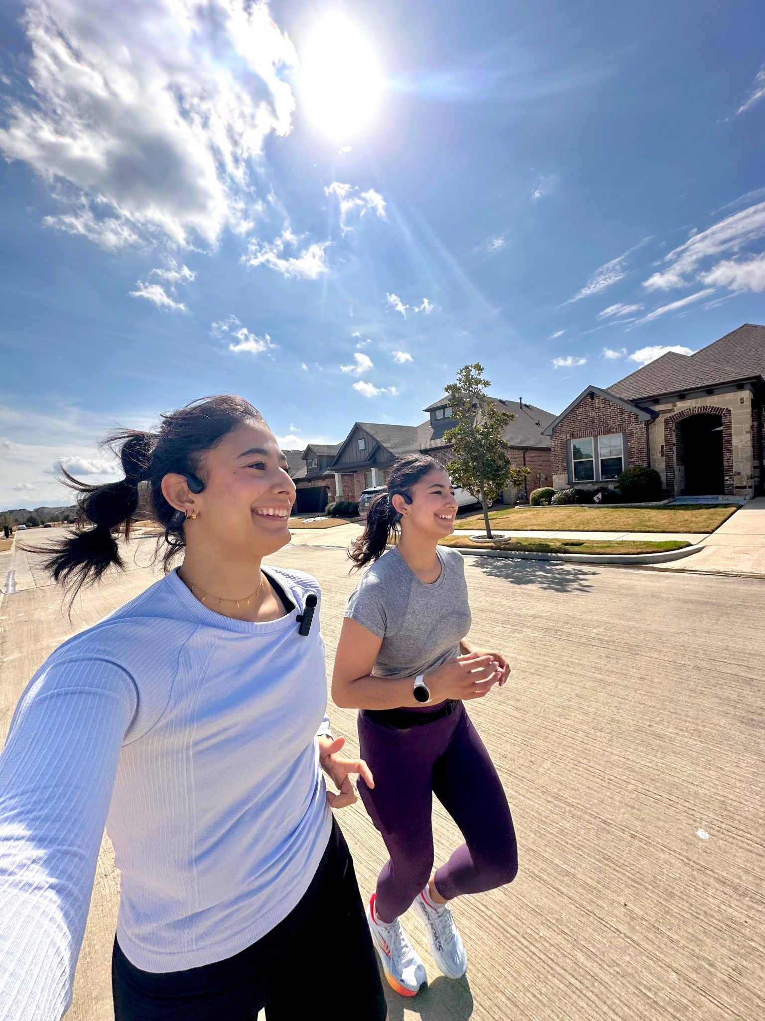 Running will always be a little escape for us! Just like starting a new book! 📕 #readingandrunning

#LTKSaleAlert #LTKActive #LTKShoeCrush
