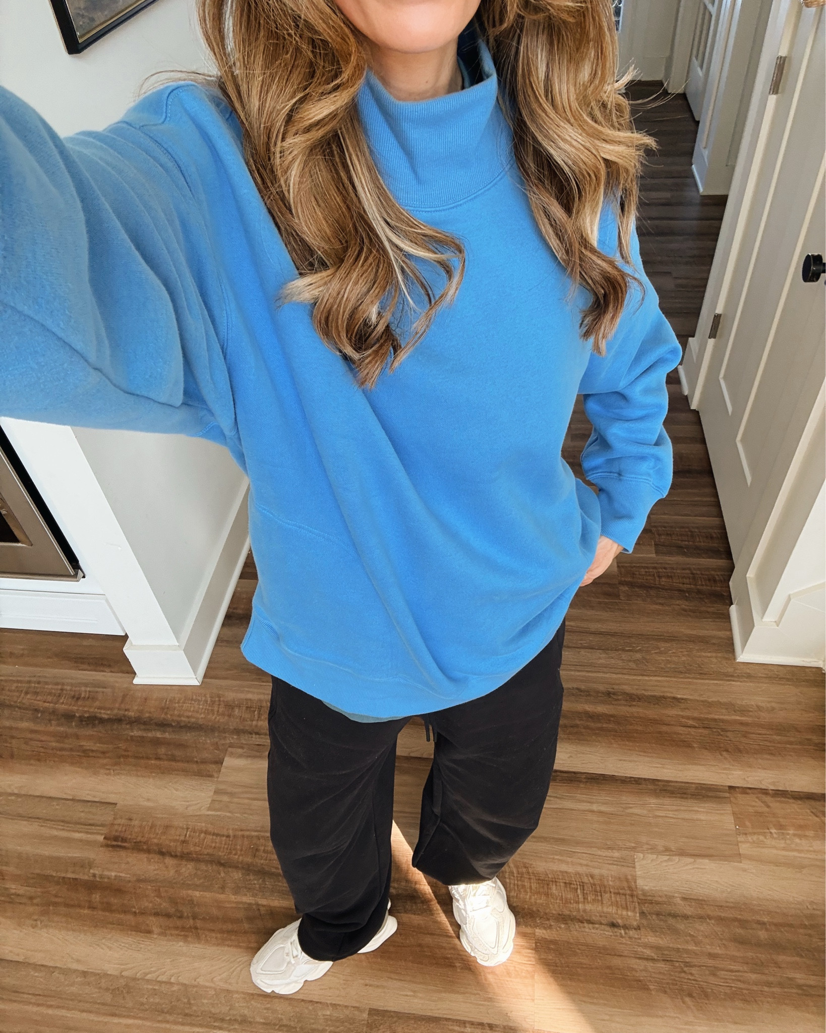 What I wore traveling to Florida for day 1. This mock neck sweatshirt from aerie is so so comfy! Not restricting on my neck and has thumb holes! Wearing medium for pregnancy and height but runs oversized

Small tall in barrel pants! Run bigger! I would size down


Travel outfit, lounge set, bump friendly, 

#LTKTall #LTKootd #LTKTravel