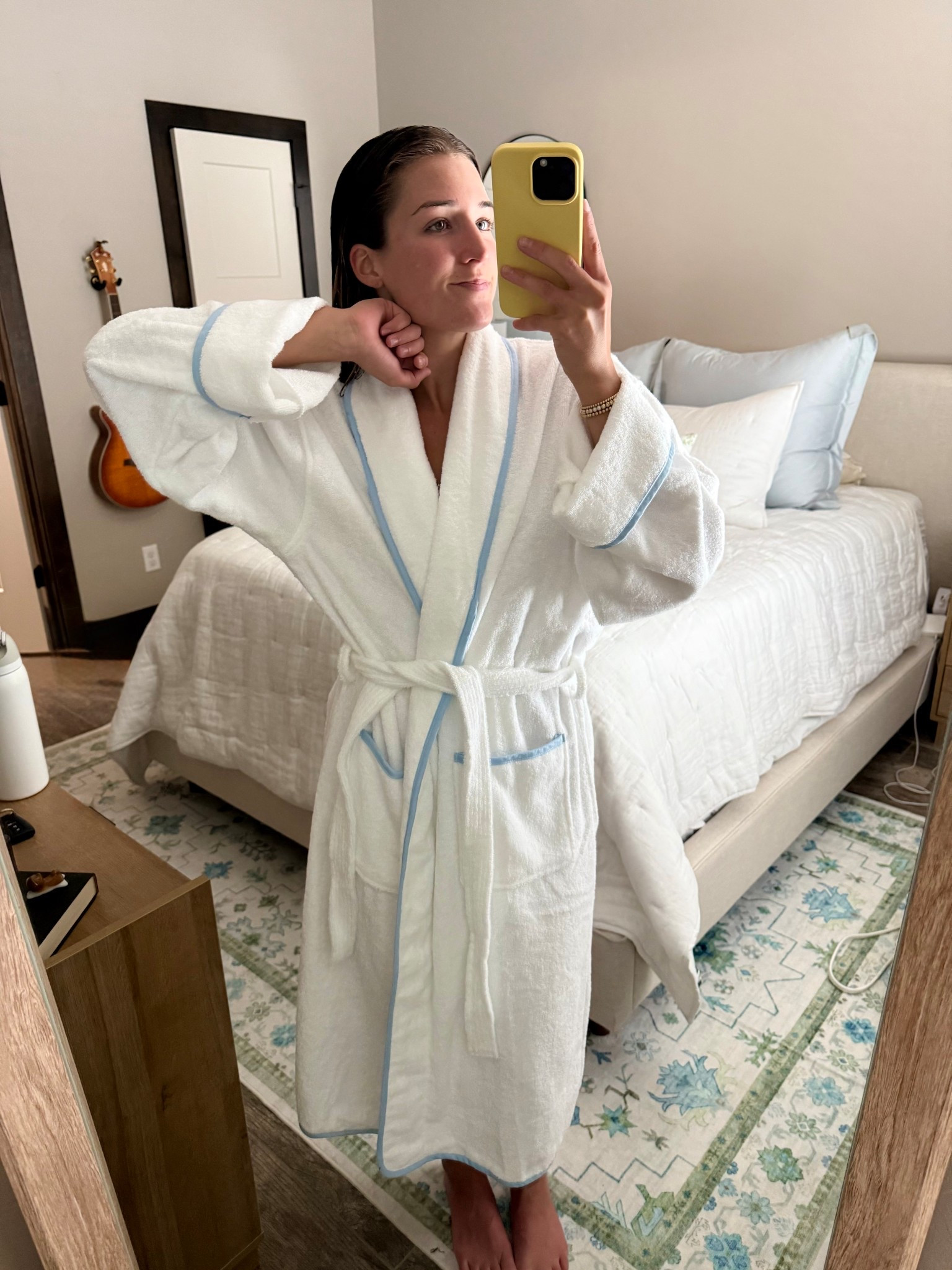My new favorite robe! 🤍 #robe #amazonfinds

#LTKHome #LTKBeauty #LTKFindsUnder50