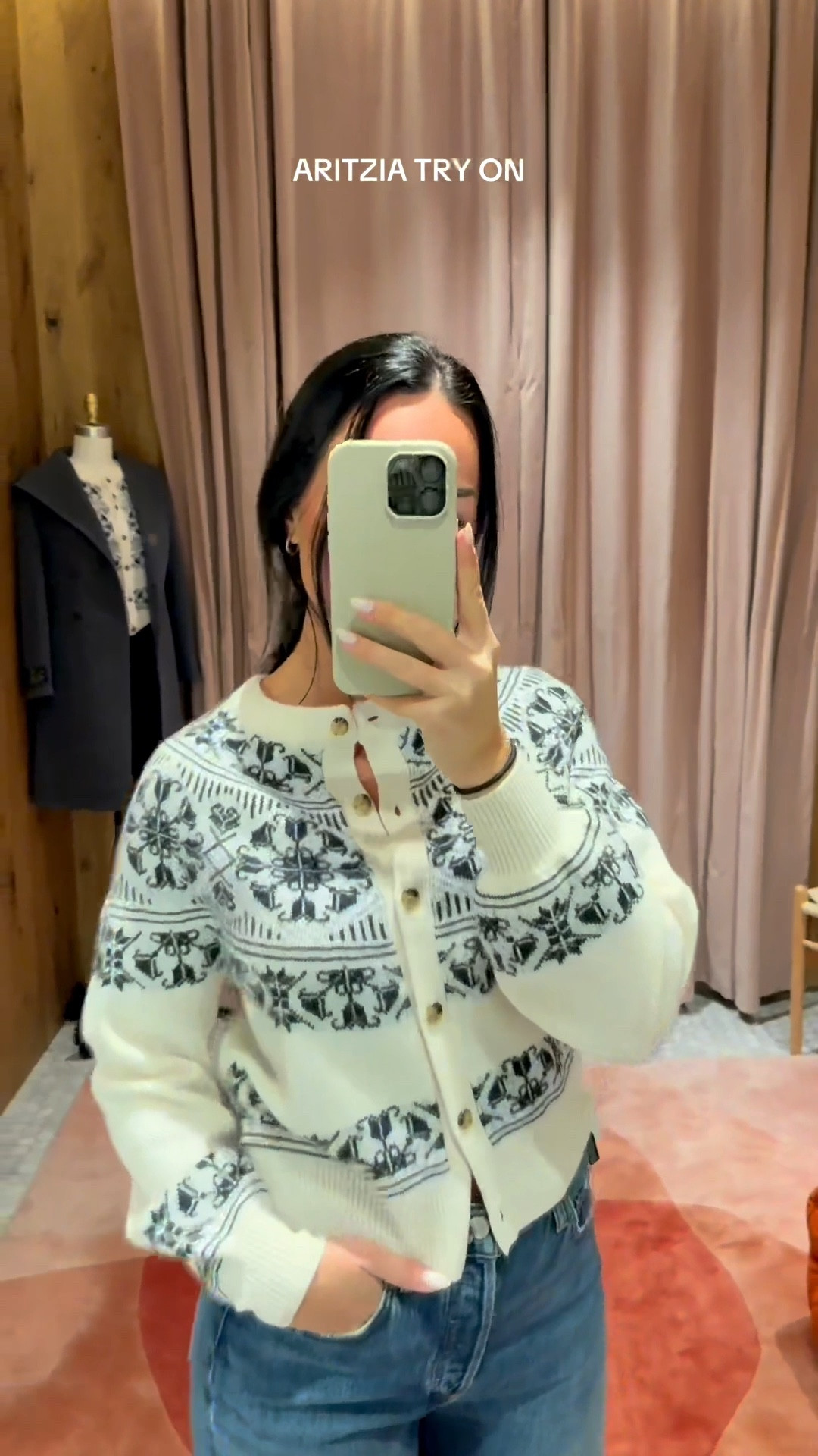 Aritzia sale gems I’m obsessed with ✨ I will have these all 🔗 on my LTK in the Aritzia section! 

My sizing 5’7, 145lbs, 32dd


#LTKCyberWeek #LTKSaleAlert #LTKootd