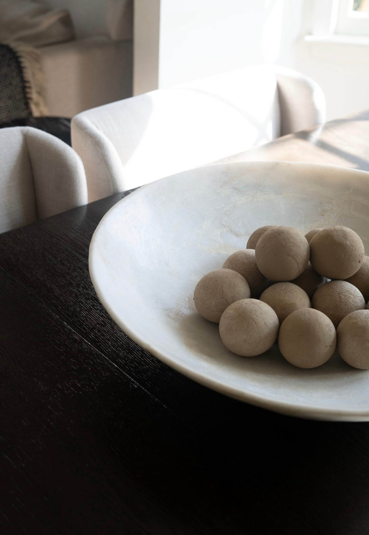 Iconic pieces don’t have to scream — they just show up and steal the scene.

These Wayfair finds are giving designer-level drama in the best way: sculptural silhouettes, bold contrast, rich texture, and that “where did you GET that?!” energy. The kind of decor that makes a room feel calm… but unforgettable.

#ad #wayfair #wayfairpartner @wayfair


#LTKHome #LTKdayinmylife #LTKmomlife