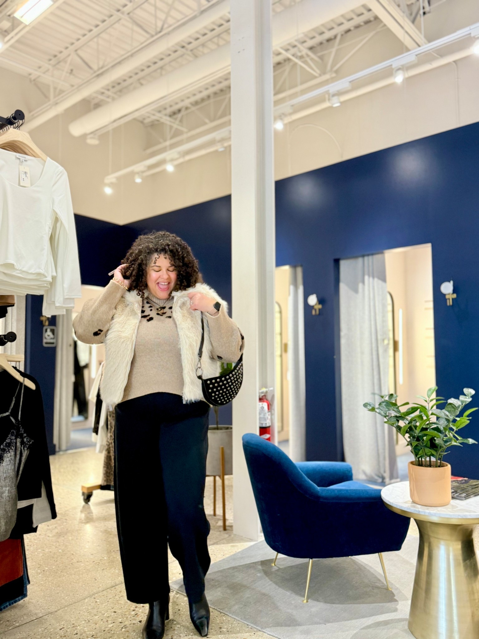 Holiday outfit inspo from @evereveofficial! #everevepartner

With the neutral color palette on top, and the stretchy yet polished pant on the bottom, this outfit would work for well for Thanksgiving dinner with the fam. 

Or for a girl’s night out. 

Each piece can be styled easily with other items in your closet as well. 

Where would you wear this outfit?

Let me know in the comments!

#LTKHoliday #LTKOver40 #LTKMidsize