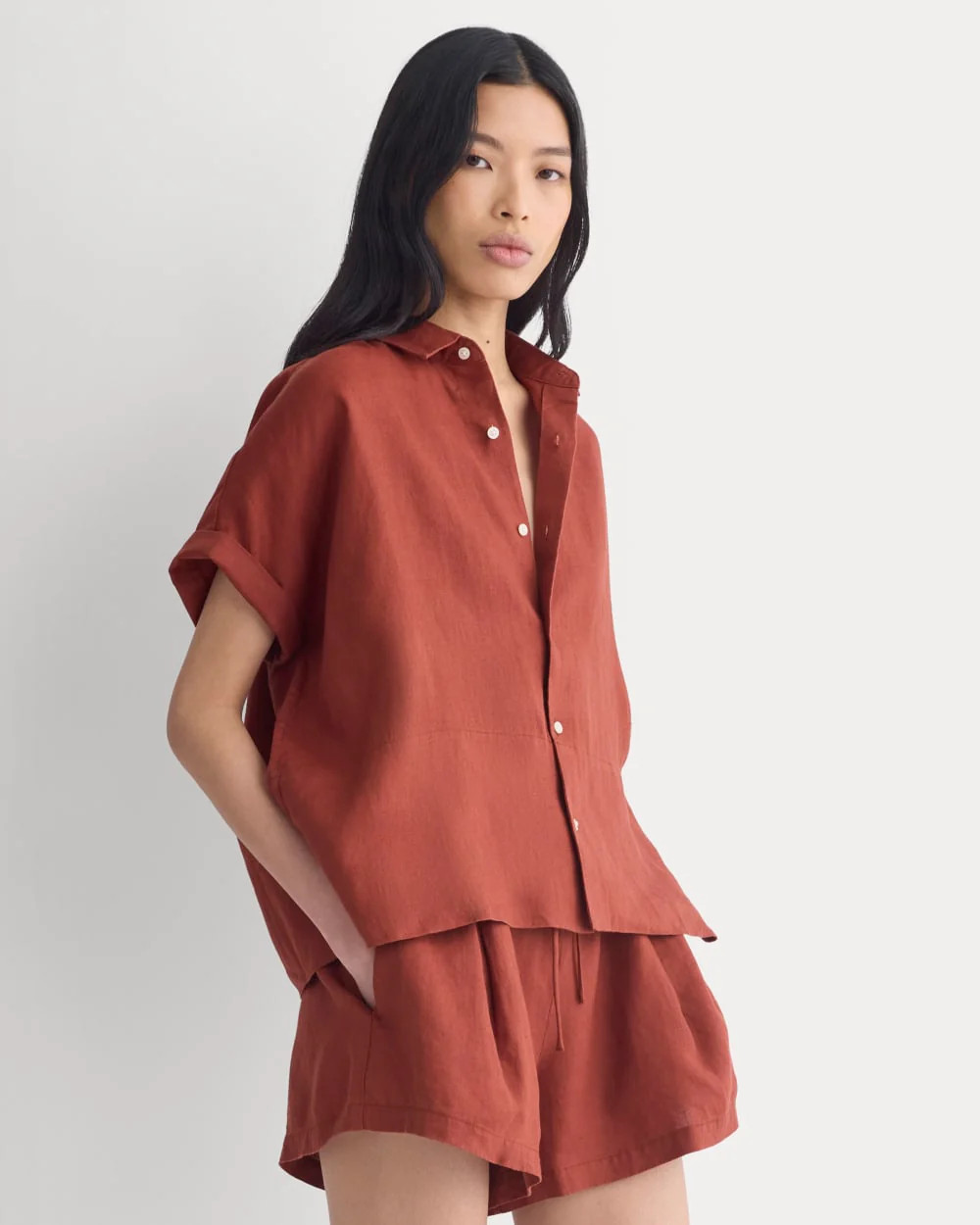 The Boxy Shirt in Linen | Henna Red | Everlane