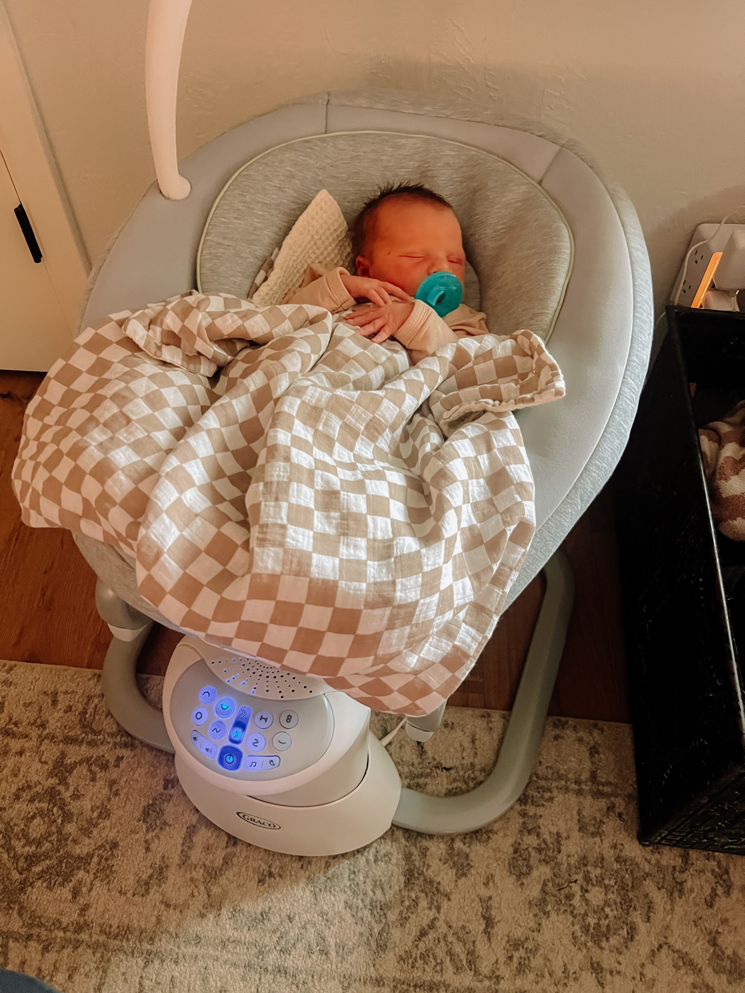 Baby swing rocker and check blanket

#LTKfindsunder100 #LTKbaby #LTKfindsunder50