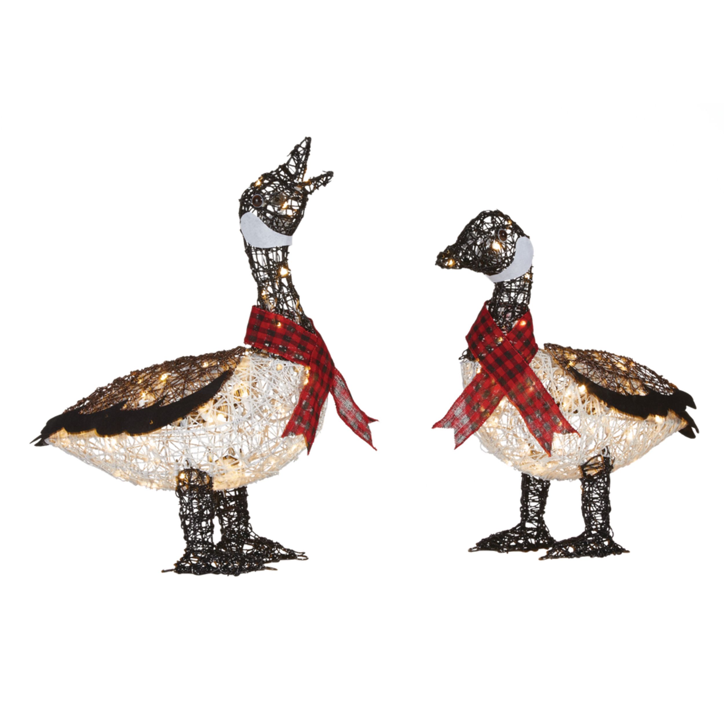 CANVAS LED Canadian Cabin Geese, 2-pack | Canadian Tire