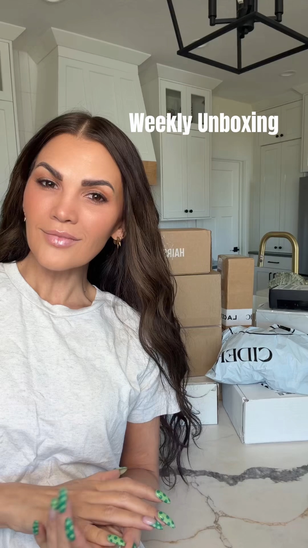 Weekly Unboxing: 3-19-26

Marc Fisher Lexy Sneakers
New Balance 530 Sneakers 
Baublebar 
Rhode 
Laced Hair Care (Use: WildOne)
James Michelle Jewelry - linked on my ShopMy
Shop Cider Dress - linked on my ShopMy 
Drop Jewelry Co - IG: @dropjewelryco
HairStory


#LTKootd #LTKgrwm #LTKBeauty