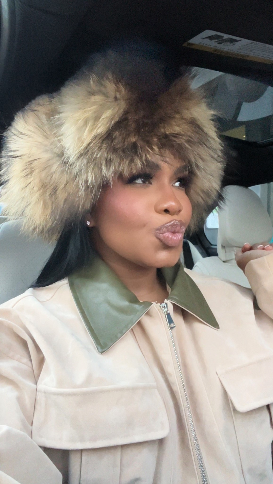 Got so many compliments on this fur hat from Amazon!! The brown that I’m wearing sold out so fast! 
I linked the grey one and another brown option! 