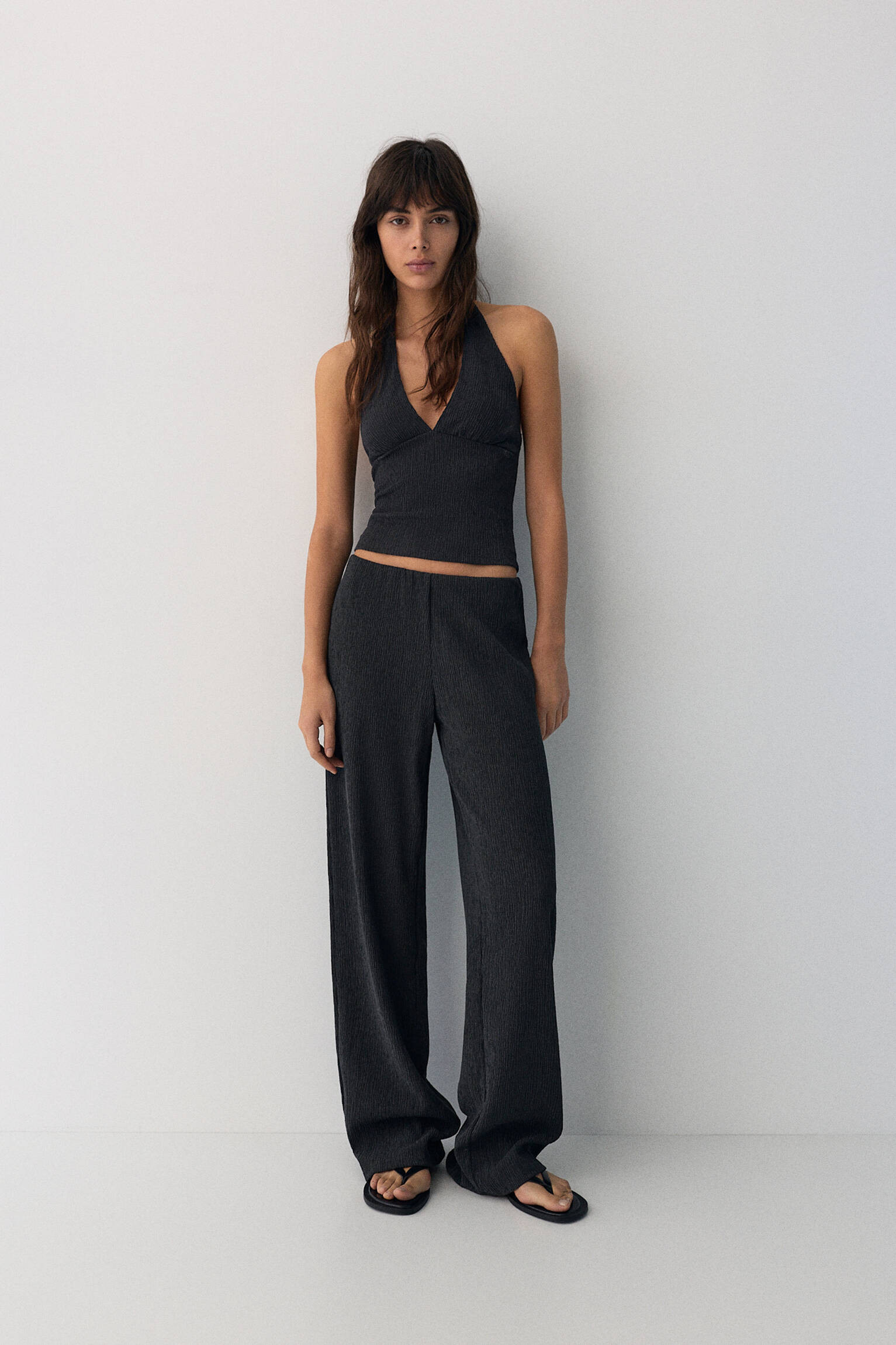Gerade geschnittene Bambulapose | Pull&Bear Deutschland | PULL and BEAR DE