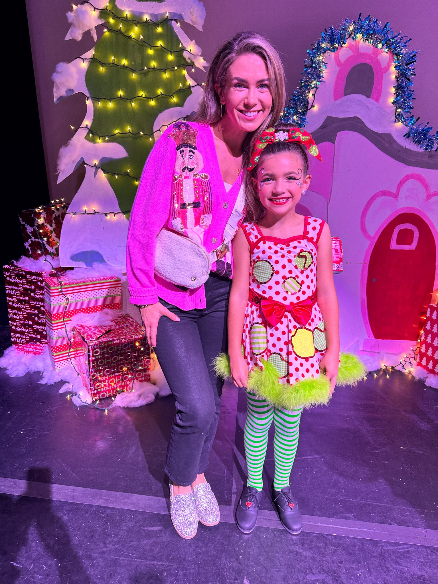 Christmas Nutcracker outfit

Queen of sparkles. Christmas sweater. Christmas outfit. Lululemon. Rhinestone loafers. 

#LTKHoliday #LTKItBag #LTKShoeCrush