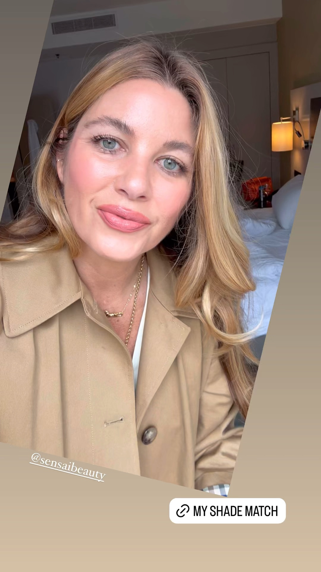 Shade: 204.5

The powder and compact are sold separately but I linked them both!⚡️

#LTKVideo #LTKBeauty #LTKFindsUnder100