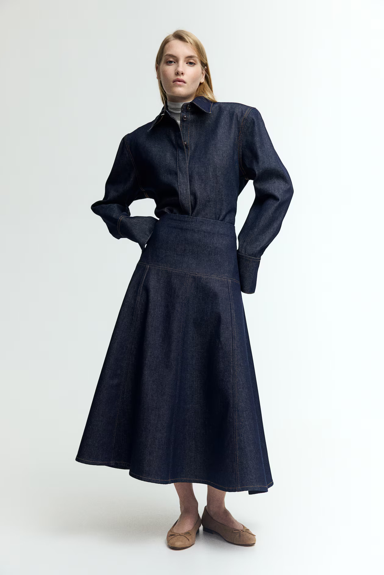 A-line denim skirt | H&M (UK, MY, IN, SG, PH, TW, HK)