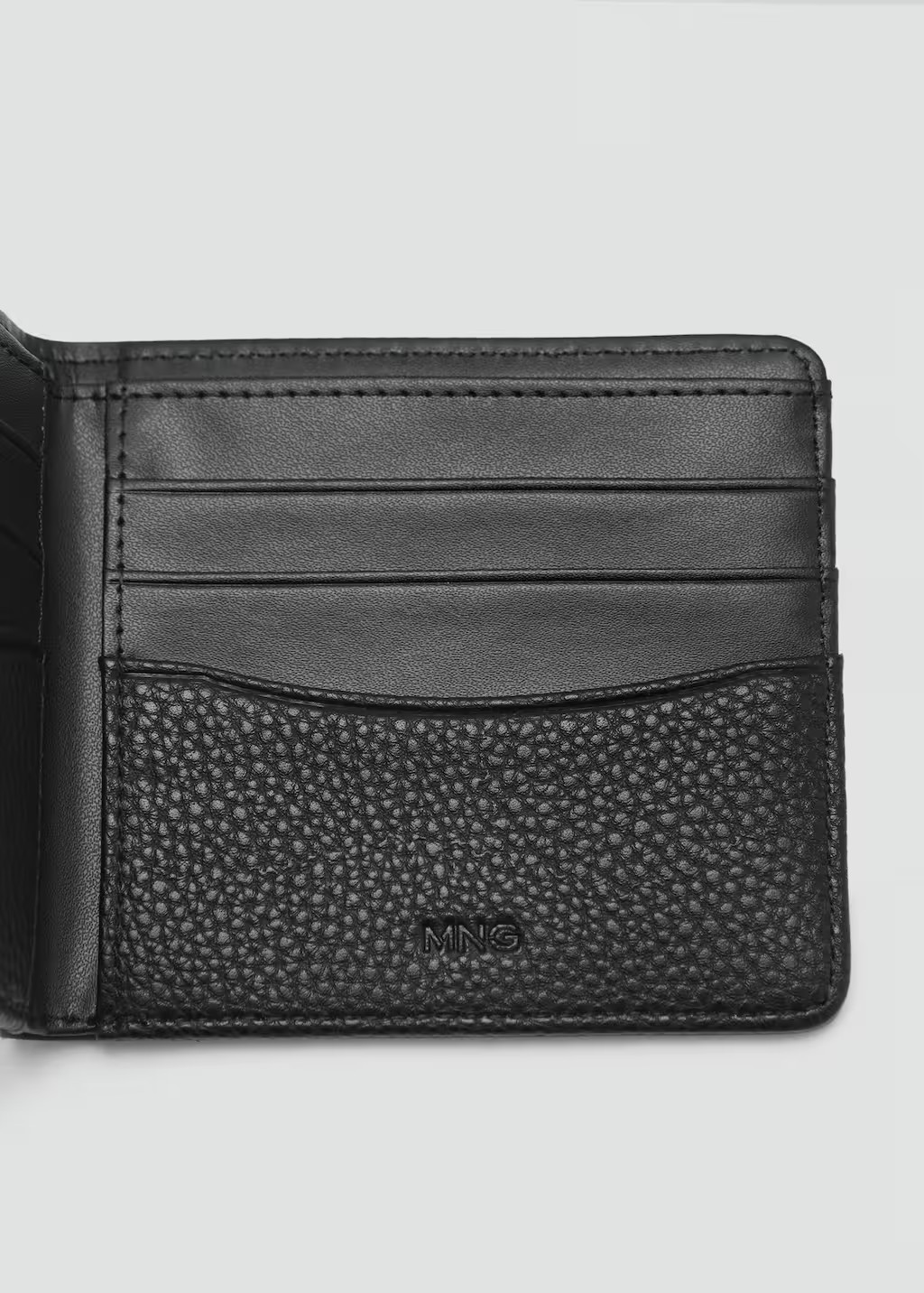 Wallet with embossed effect black - Man - One size - MANGO MAN | MANGO (UK)