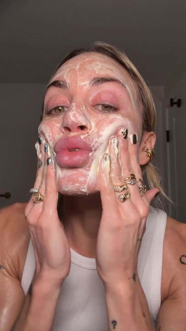 #LTKBeauty #LTKmorningroutine #LTKselfcare