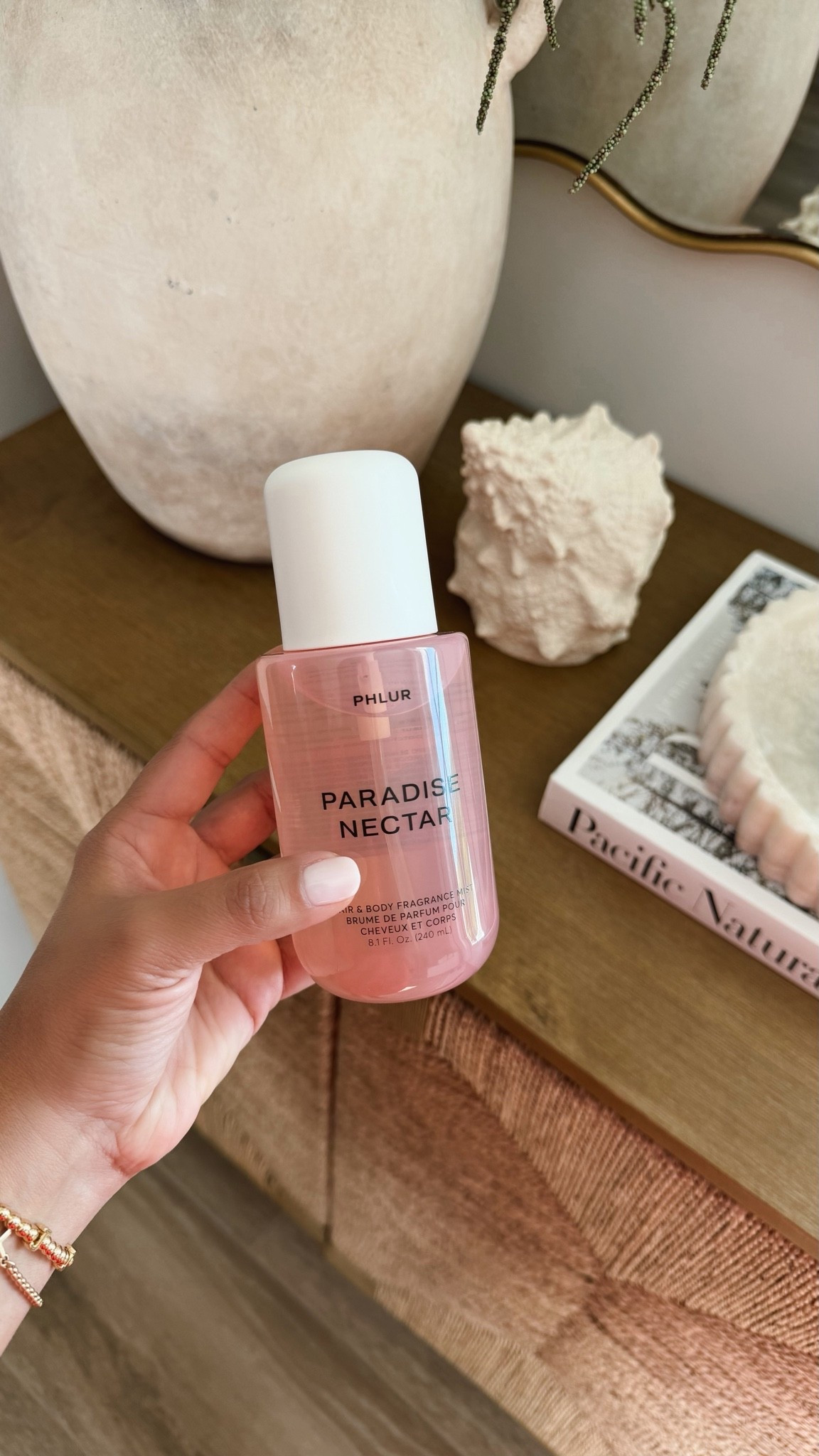 Another perfect scent by @PHLUR 🌺🐚

I don’t even know how describe it but the scent notes are: black currant, tuberose, cashmere woods, patchouli & smells like actual paradise! 🤍

#phlur #vacation #scent #bodymist #paradisenectar #vacay #summerscent #summer

#LTKSeasonal #LTKselfcare #LTKBeauty