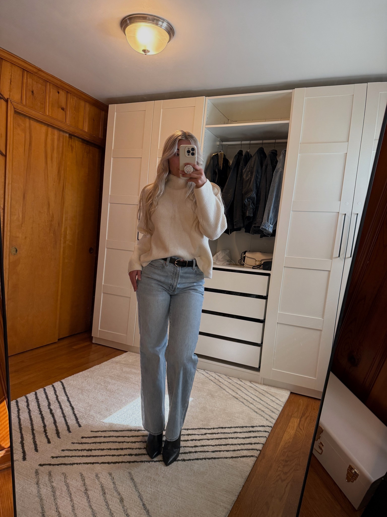 Fall fashion, fall outfit, fall outfit, pumpkin patch outfit, fall date, trendy outfit, fall 2025, minimalist, outfit inspo, skort outfit, bomber jacket, sweater outfit 