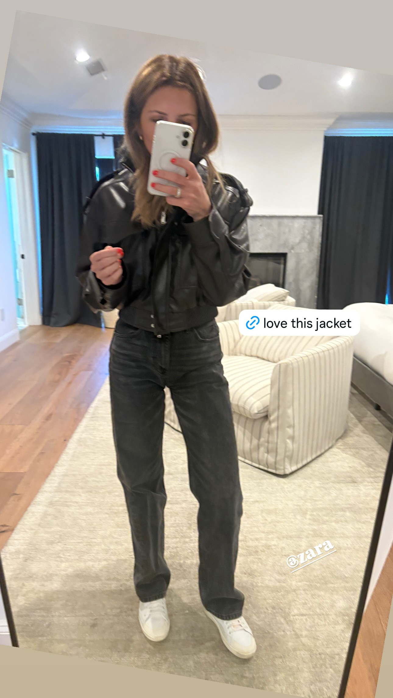 I love this Zara jacket 

 