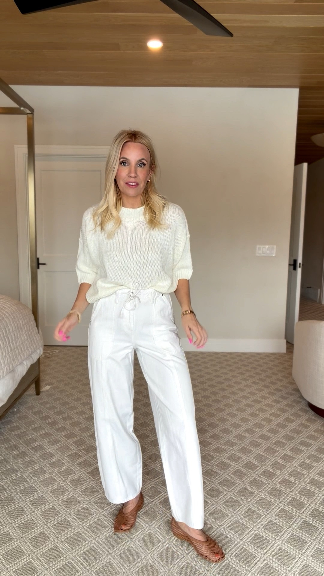 Here are those same pants in white! Size 2

#LTKootd #LTKmomlife #LTKgrwm