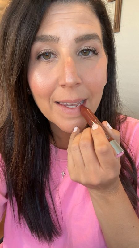 Clinique chubby stick ? Who would’ve thought ! Loving this combo ! shade: Fuller Fig 

#LTKbeauty #LTKVideo