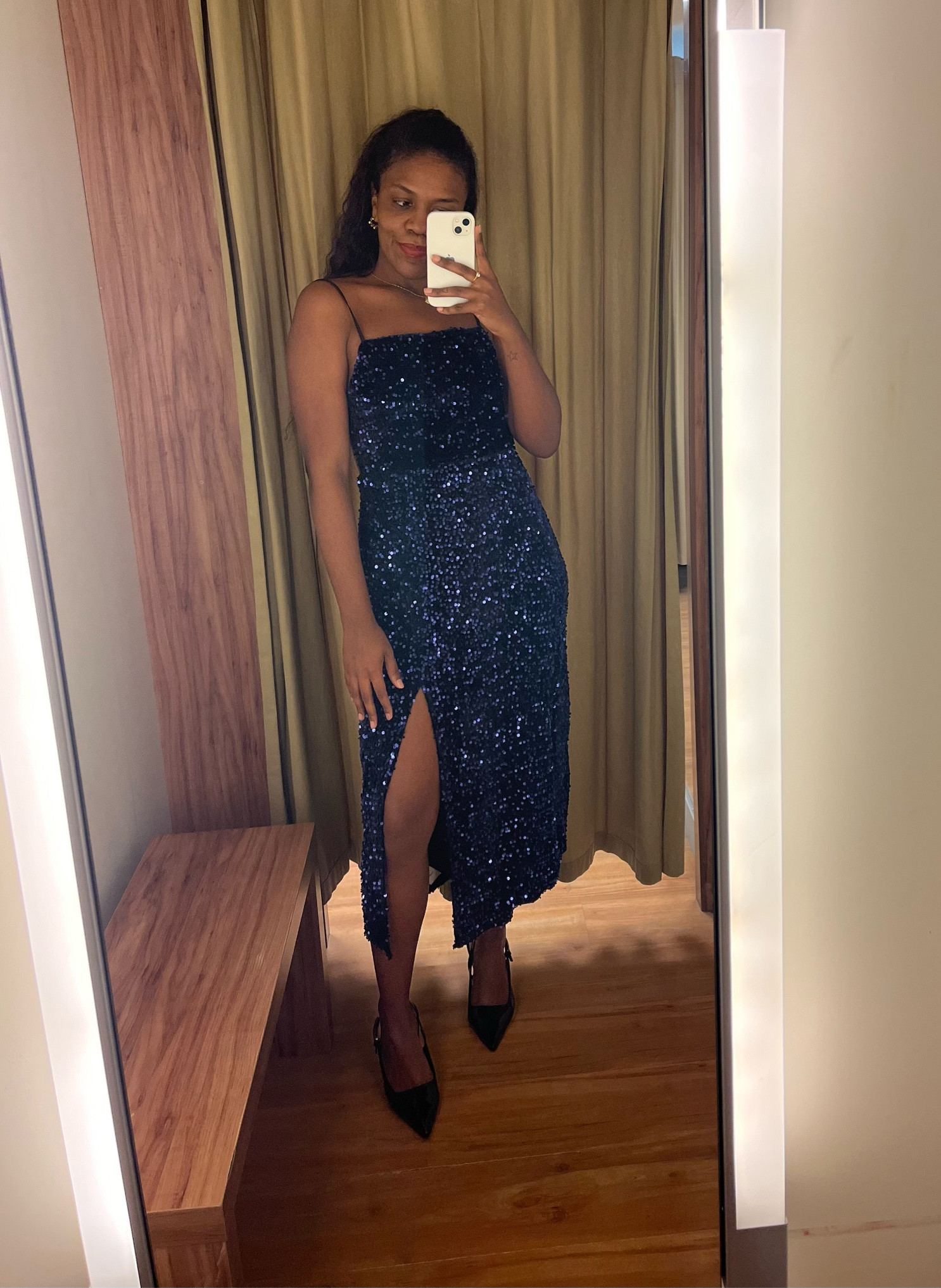  Que vestido mais divo é esse 💙🤌🏾

#LTKstyletip