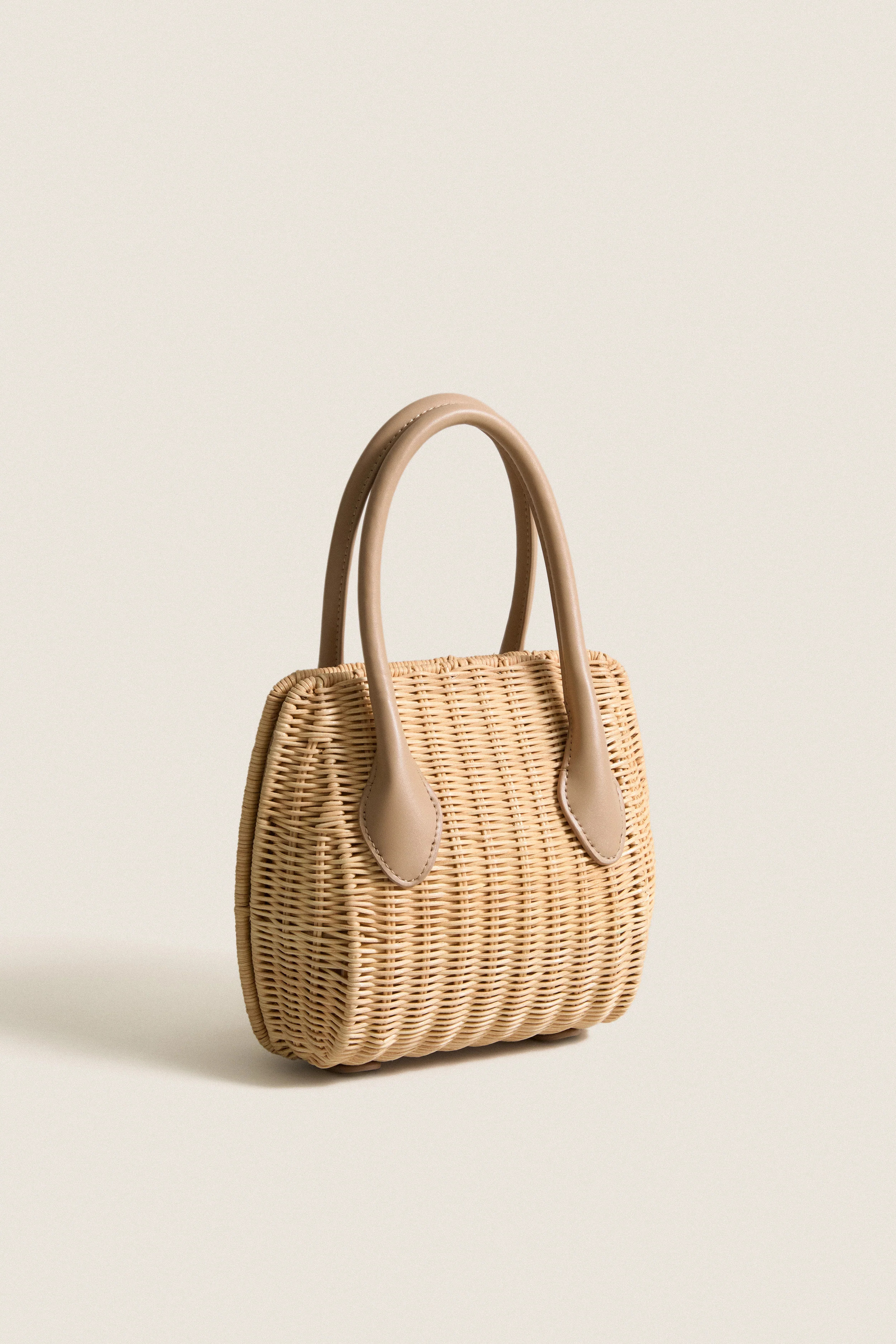 Cherry Wicker Wave Top Handle Bag | Tuckernuck (US)