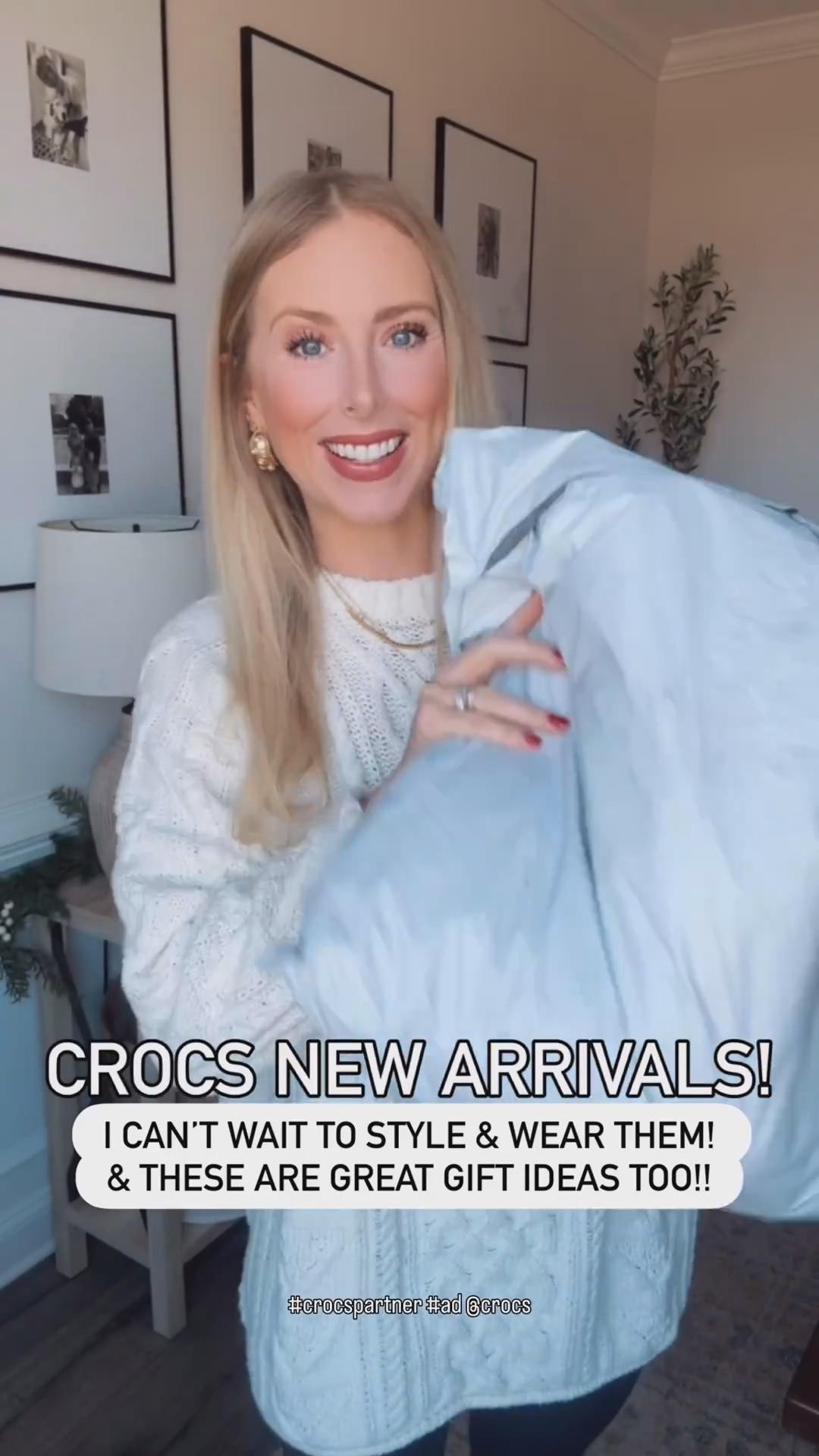 Crocs new arrivals! ❤️ These new styles are cute for lots of different outfit styles 🎄🎅🏼 & They would make great gifts too!! #crocspartner #ad @crocs

#LTKGiftGuide #LTKmomlife #LTKFindsUnder50