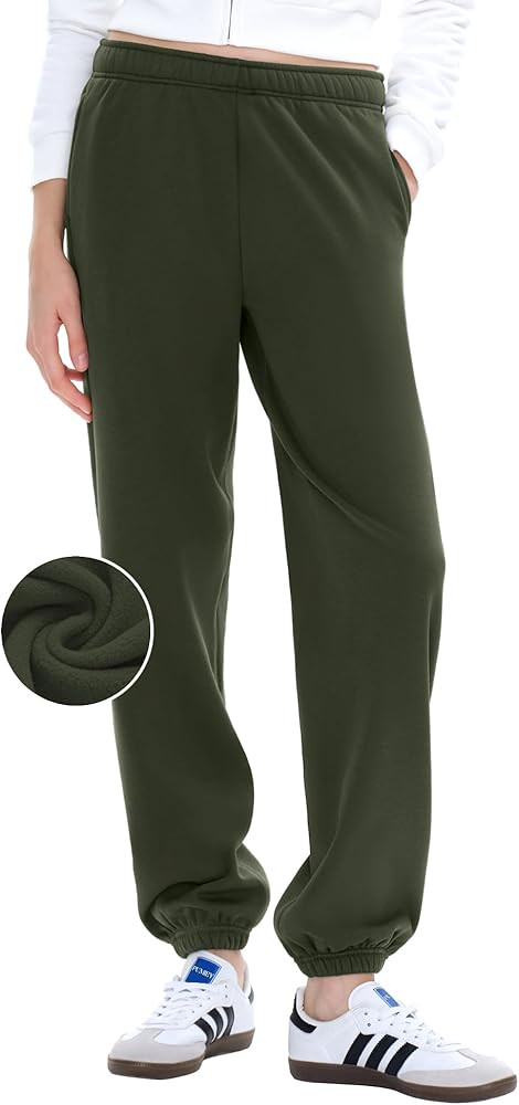 PUMIEY Women’s High Waisted Sweatpants Fleece Baggy Sweat Pants Y2K Lounge Joggers Pants Three-... | Amazon (US)