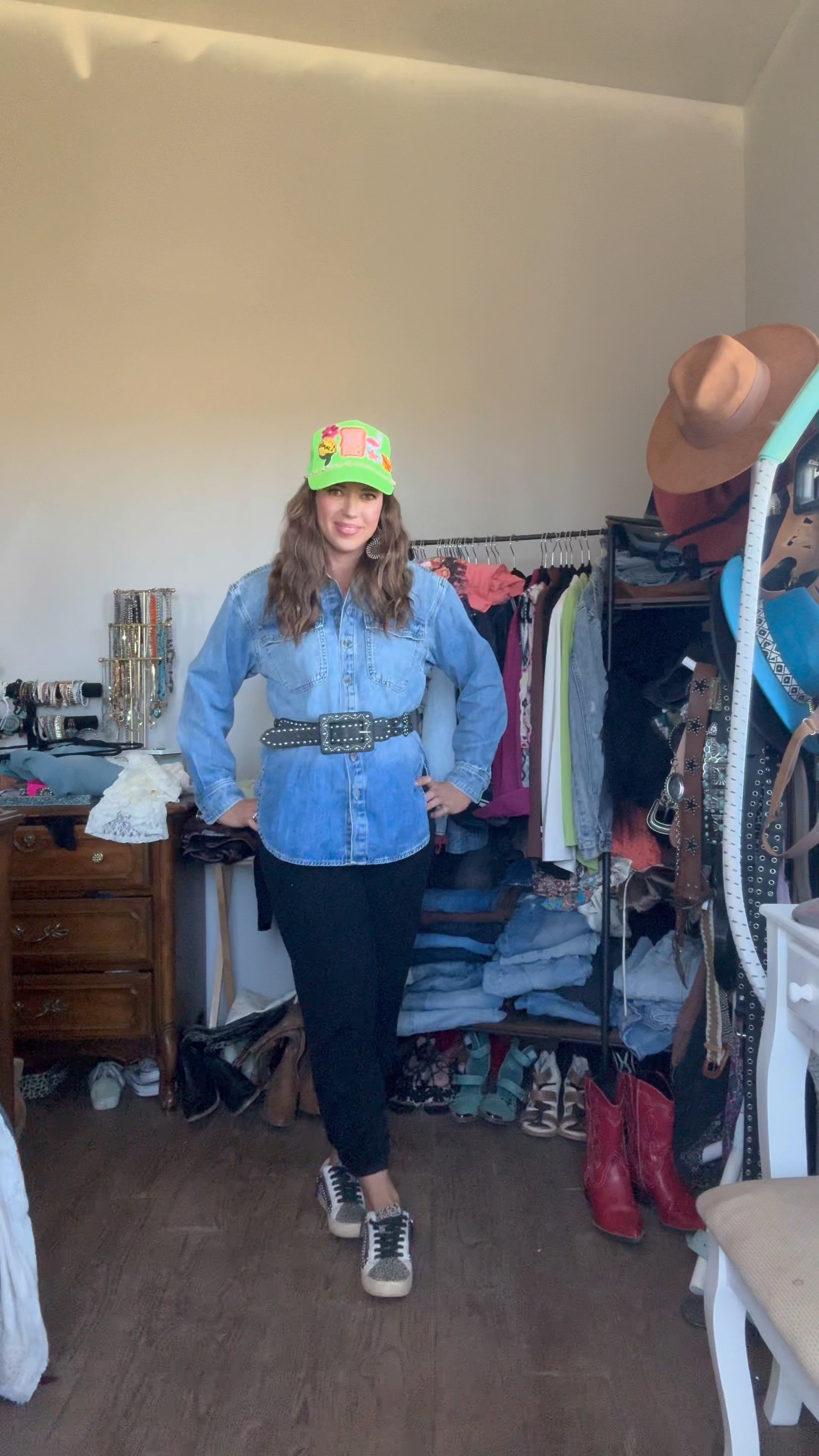 I sized down in the denim top and black joggers. Everything else fits tts. Trucker hat is from Snapbacks by Shannea. 

Denim shirt style, chambray top, denim shirt fashion, jogger style, joggers, fringe boots, trucker hat style, fall style, fall fashion, petite style, petite fashion, fall clothes, vest stylee

#LTKFindsUnder50 #LTKSeasonal