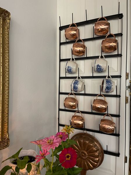 Coffee Bar Inspo

I love my coffee bar! And my coffee cup rack. I’m sharing a collection of racks and mugs inspired by my morning coffee routine.

Have fun creating a coffee bar area for yourself.

#LTKhome #LTKunder100 #LTKSeasonal
