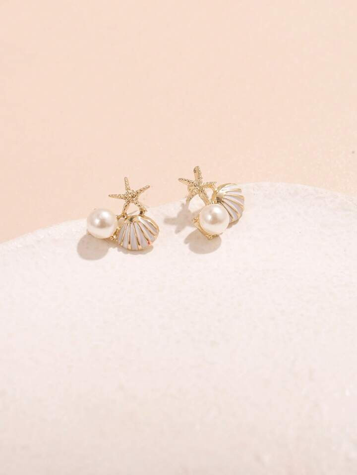 1pair Small Shell Earrings | SHEIN
