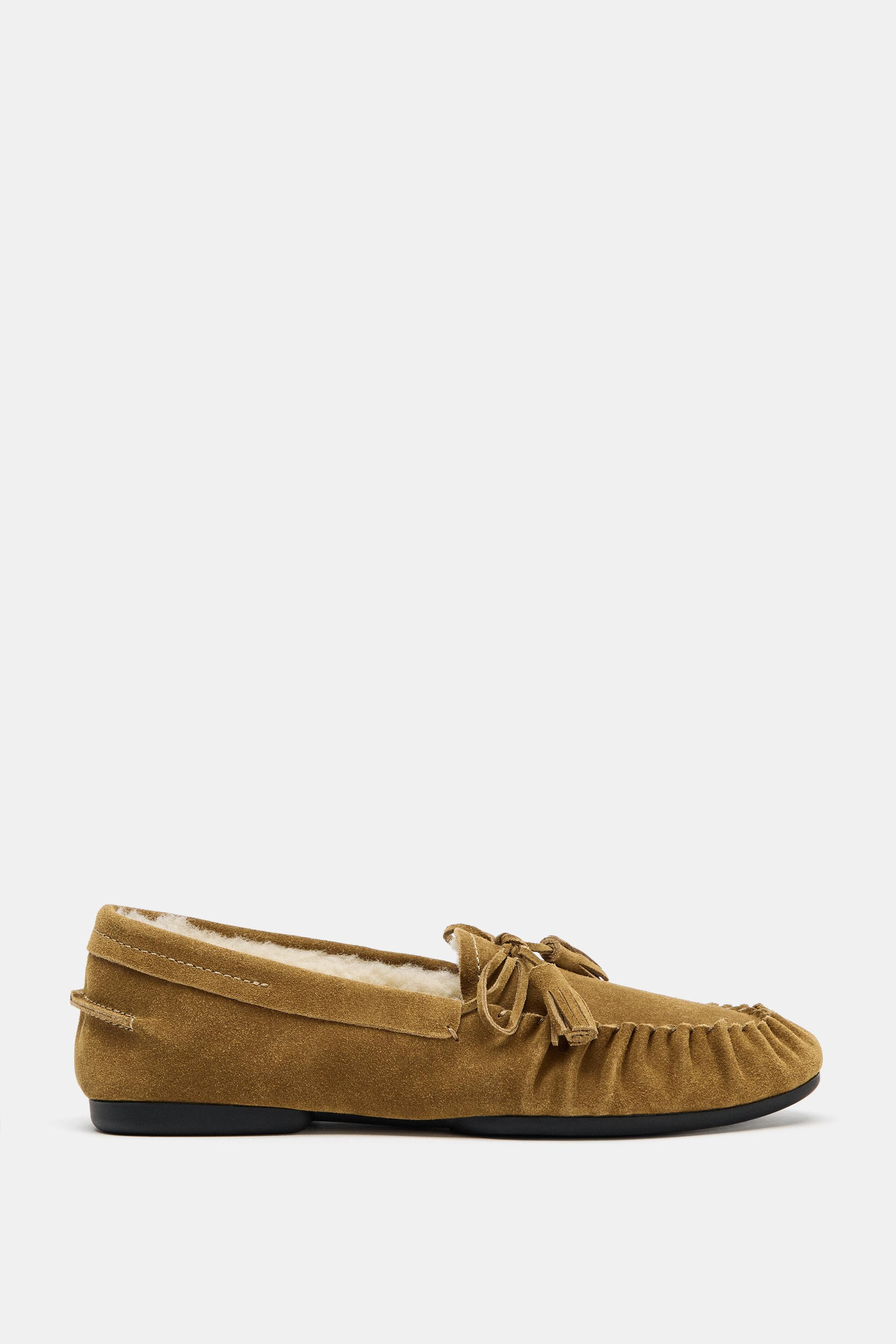 DescriptionCompositionMeasurementsModel height: 178 cmSplit suede loafers. Penny strap and raised... | Zara AU