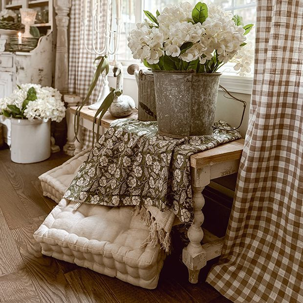Ivory Classic Cottage Square Floor Cushion | Antique Farm House