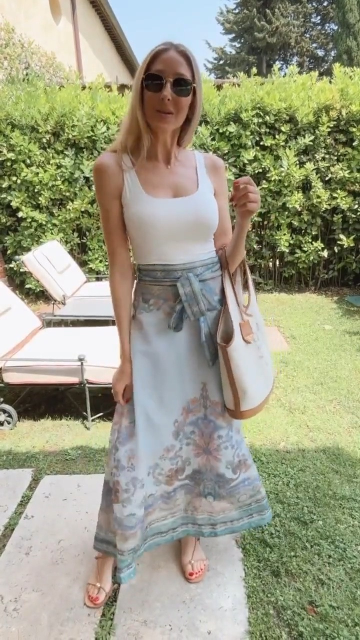 Beautiful day on Tuscany!🇮🇹
Casual chic outfit.
Elegant and comfortable, perfect for summer and to walk around. Fits true to size and I’m wearing size small 
Resort wear 
Vacation outfits

#LTKootd #LTKgrwm #LTKU
