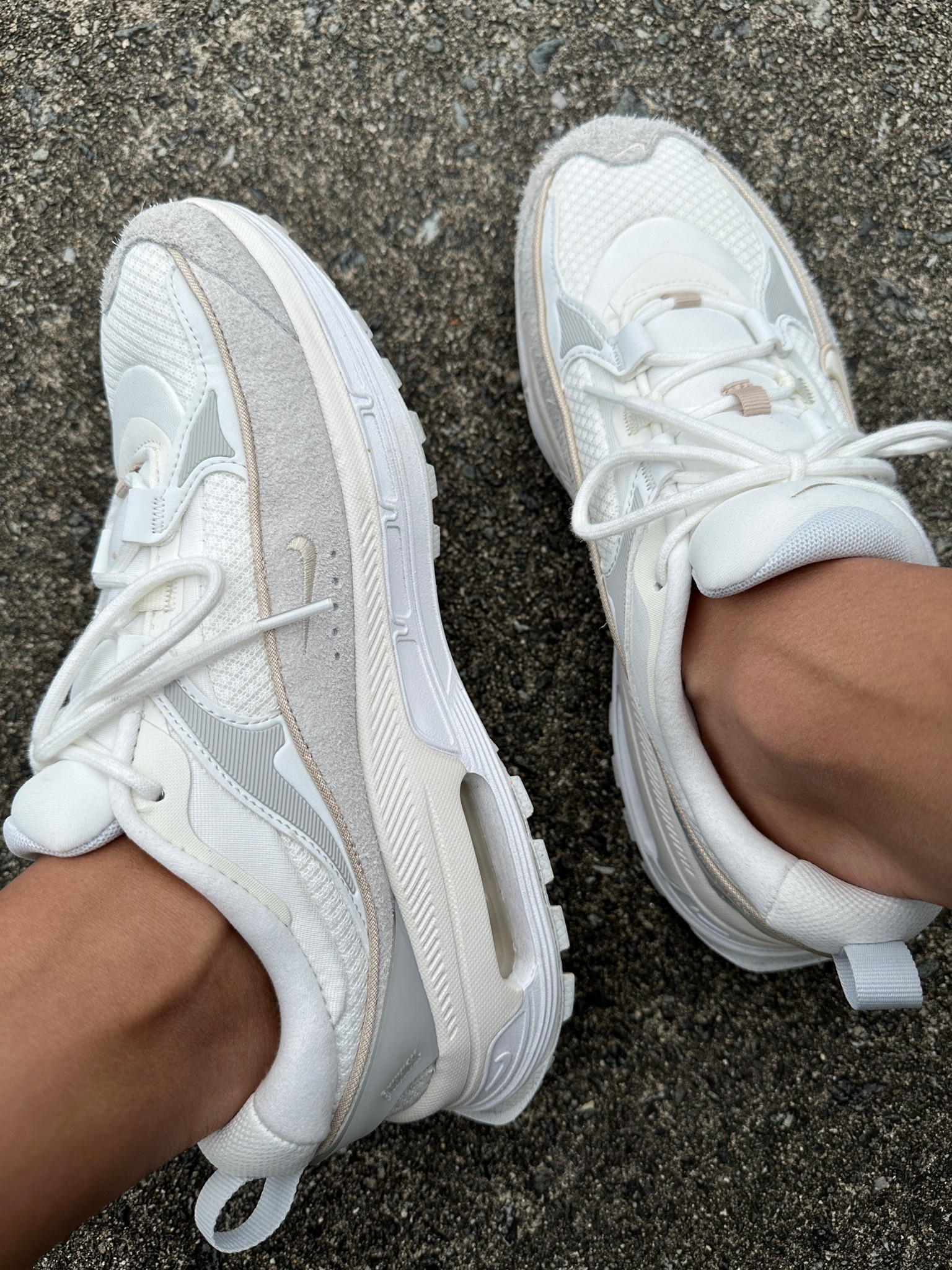 Shop one of my favorite pair of tennis shoes today!! They’re so comfy 🙌🏽 

Nike, shoes, sneakers 

#LTKfitness #LTKstyletip #LTKshoecrush