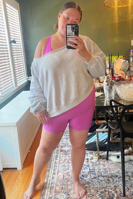 Walking/ workout look 

I do find yittys sizing to be a bit quirky, so here’s my sizing in everything. 

Top-3X 
Bottoms - 1X 
Sweater - XXL/1X - I wanted it oversized and longer 

Yitty plus size 

#LTKcurves