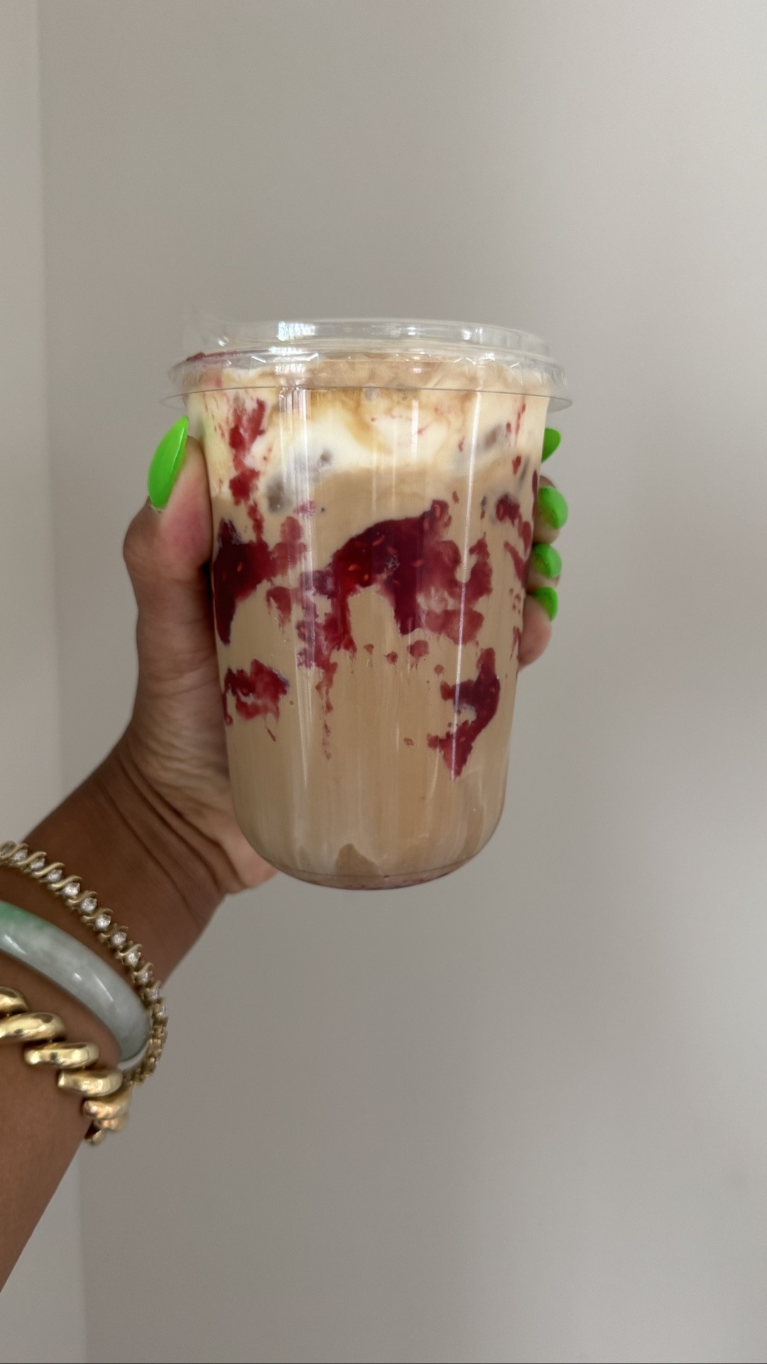 Berry pancake latte with strawberry cold foam.

This one belongs on a coffee shop menu.

#BerryPancakeLatte #CoffeeRecipe #HomeCafeIdeas #LatteTok #SpecialtyCoffee

#LTKmorningroutine #LTKfoodie #LTKmomlife