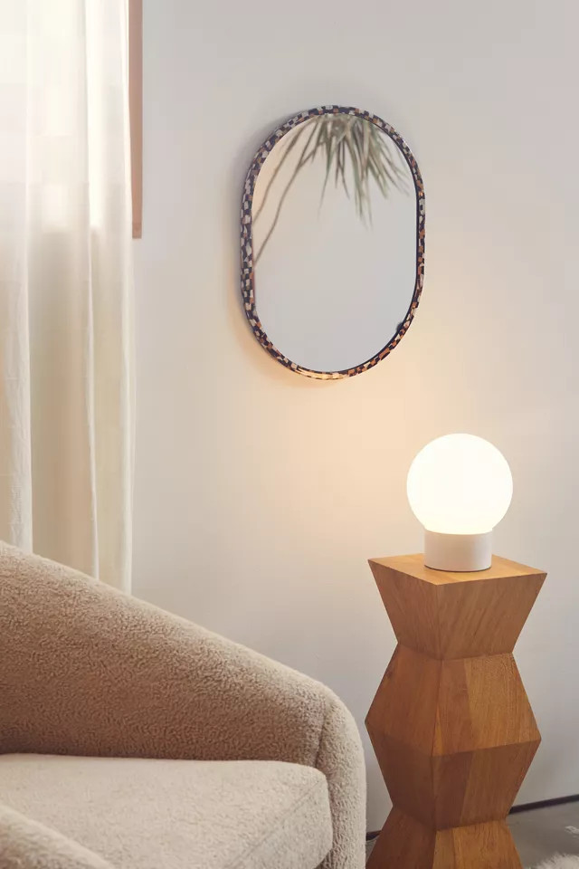 Shiloh Oval Wall Mirror | Urban Outfitters (US and RoW)