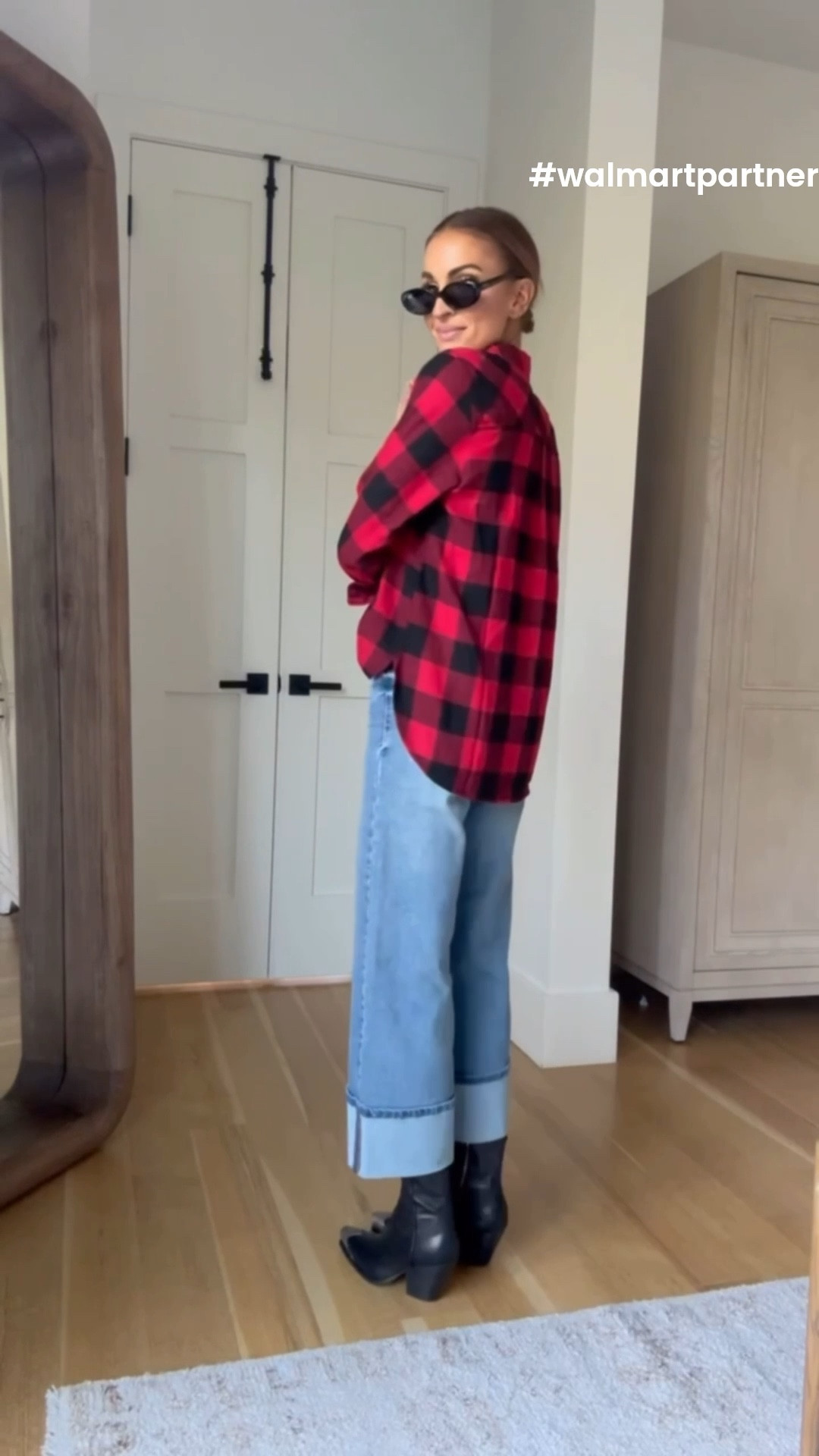 #walmartpartner so excited to share five fall looks! 🤎 so many cute pieces for the holiday season too! 🎄
@walmartstyle #walmartpartner #walmartstyle