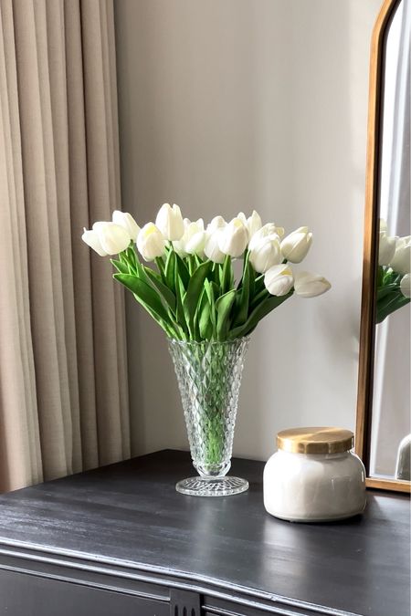 Pretty artificial tulips 🌷 #fauxflowers #artificalflowers 

#LTKhome #LTKSeasonal