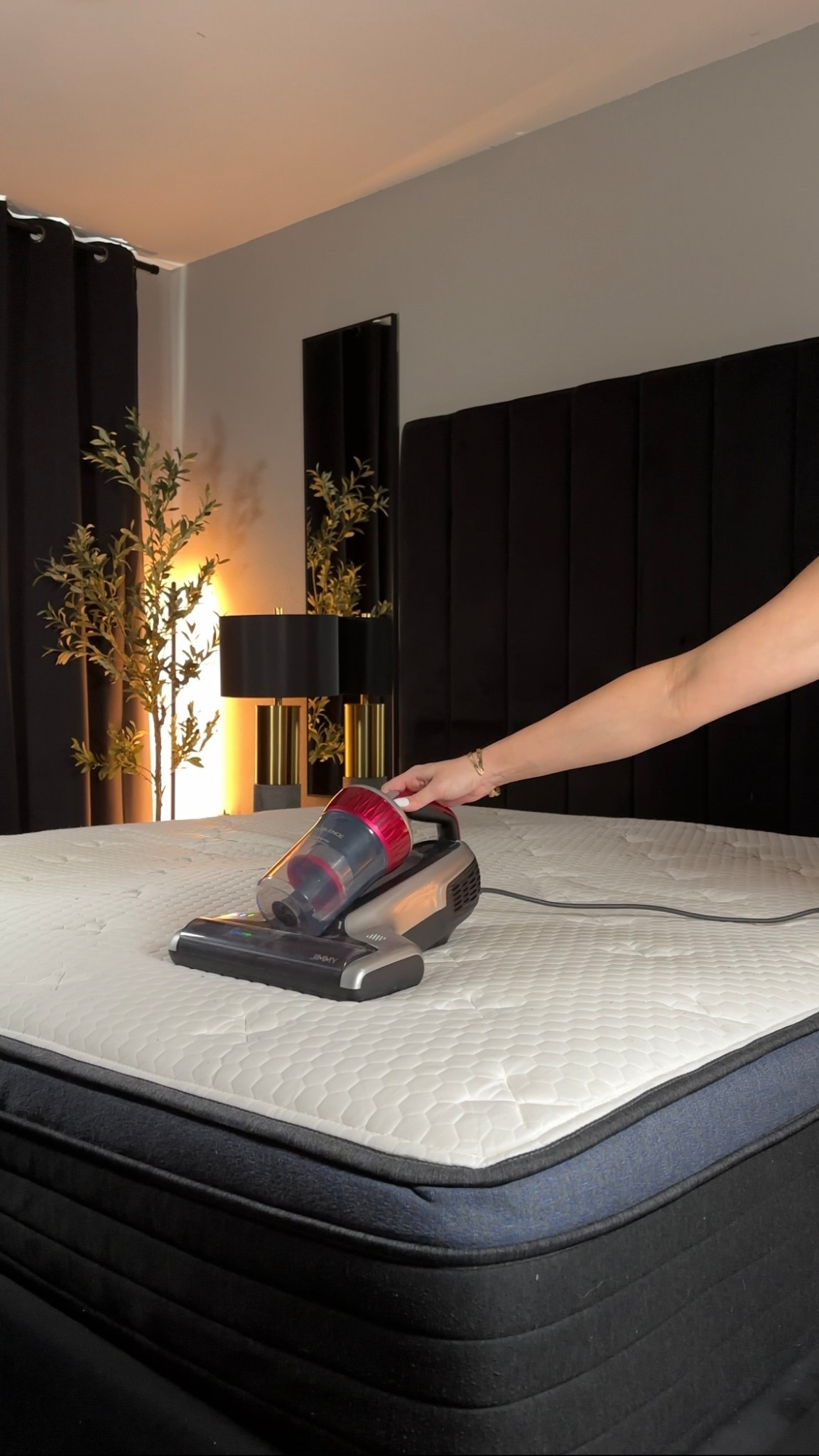 Mattress vacuum with UV light sterilization to prevent dust mites!

#LTKHome #LTKFindsUnder100 #LTKSaleAlert