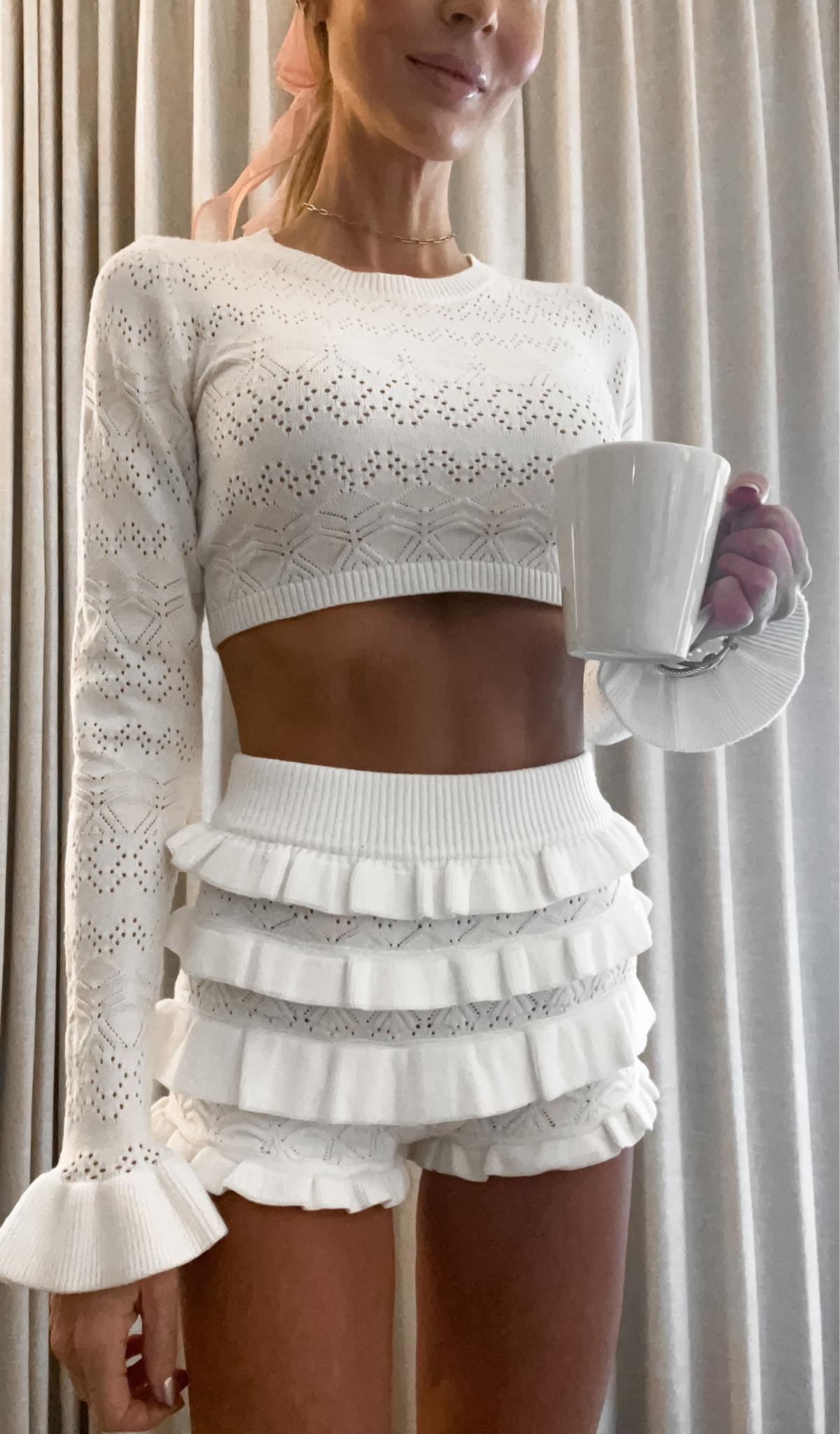 Ruffle knit set pajamas loungewear cozy sexy ruffle shorts crop sweater Edikted 